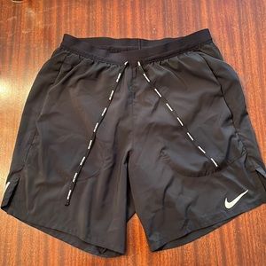 Men’s Nike Stride Running Shorts 7” Dri-FIT Black size Small